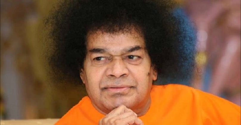 Sathya Sai Baba Age, Family, Biography, Controversies, Facts