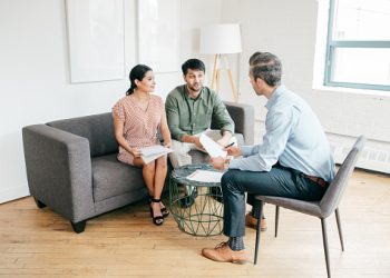 property listings agent