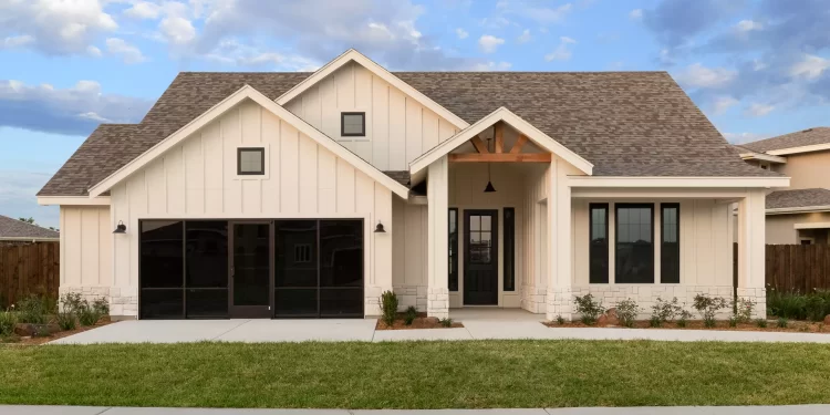 Tips To Sell Your House Quickly And Profitably