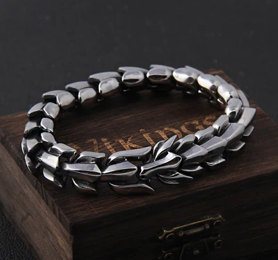 A Beginner’s Guide to Buying Men’s Viking Jewelry